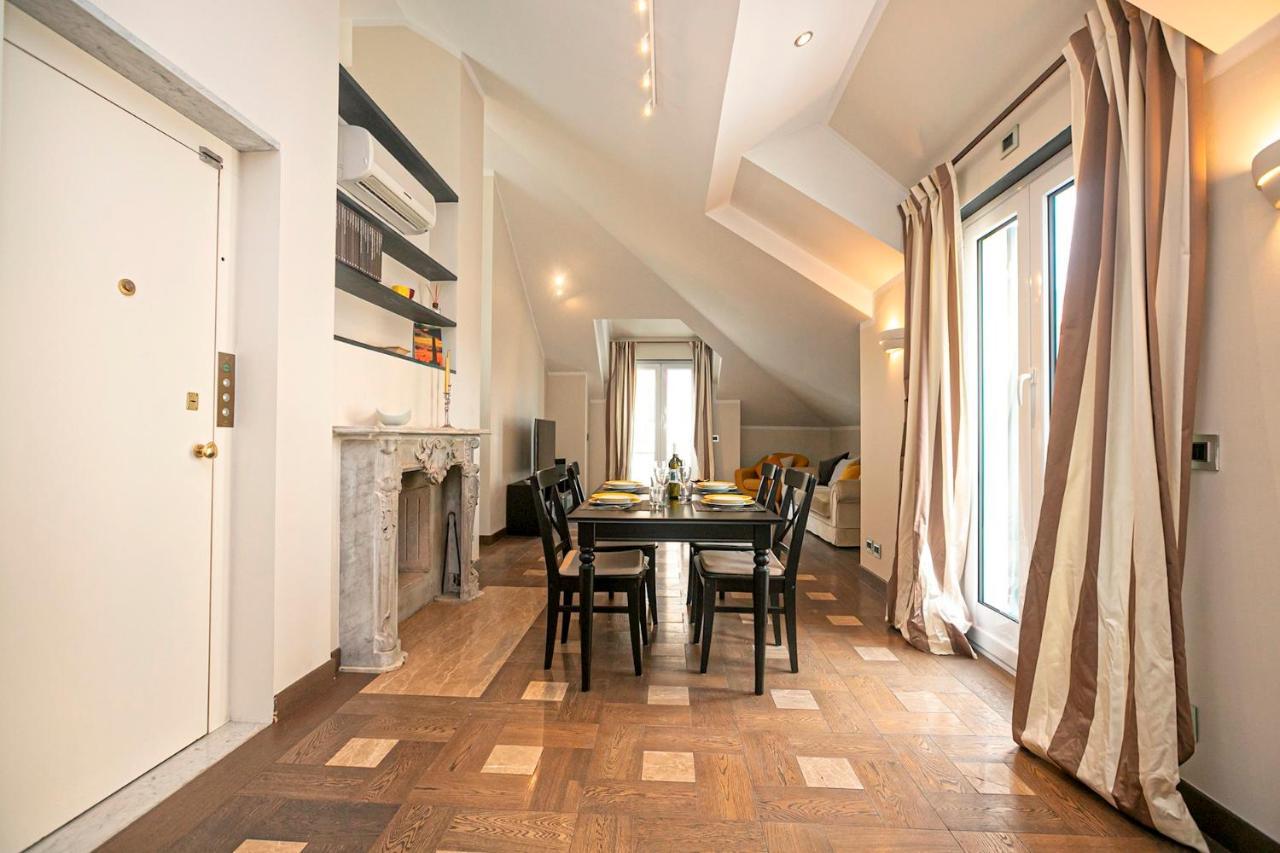 Real Italian Estate - Penthouse Appartement Genua Buitenkant foto