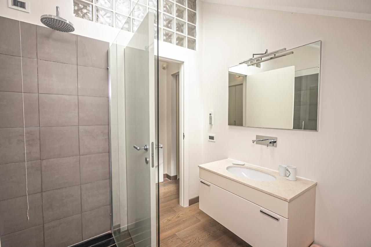 Real Italian Estate - Penthouse Appartement Genua Buitenkant foto